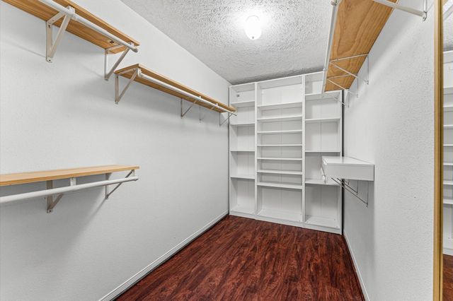 2220 Bering Drive 23, Houston, TX 77057