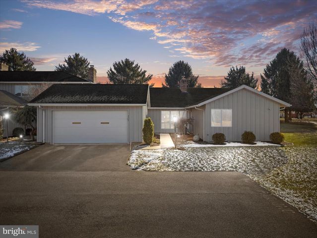 3522 SCOTLAND RD, Chambersburg, PA 17202