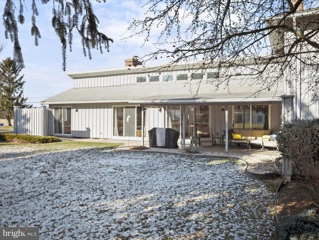 3522 SCOTLAND RD, Chambersburg, PA 17202