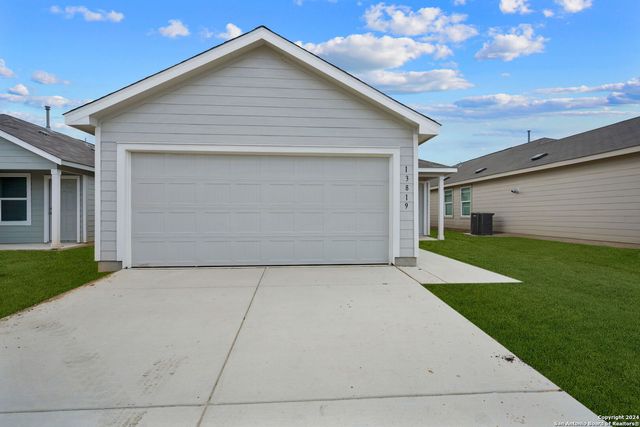 13819 BUFFALO VLY, San Antonio, TX 78252
