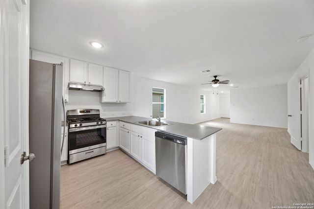 13819 BUFFALO VLY, San Antonio, TX 78252