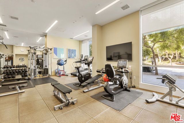 1705 Ocean Avenue 311, Santa Monica, CA 90401