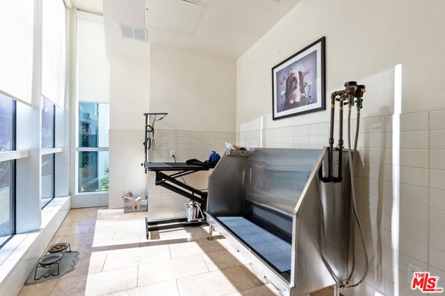 1705 Ocean Avenue 311, Santa Monica, CA 90401