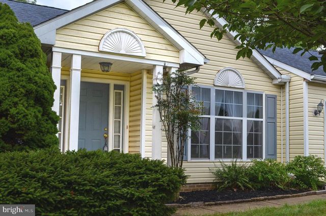 16 HOFFHEINS DR, New Freedom, PA 17349