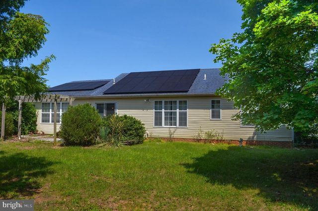 16 HOFFHEINS DR, New Freedom, PA 17349