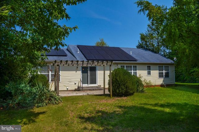16 HOFFHEINS DR, New Freedom, PA 17349