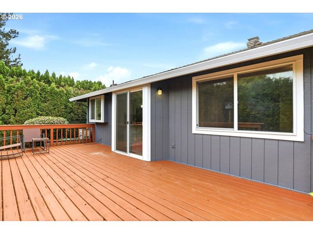 3885 Sw 8TH St, Gresham, OR 97030