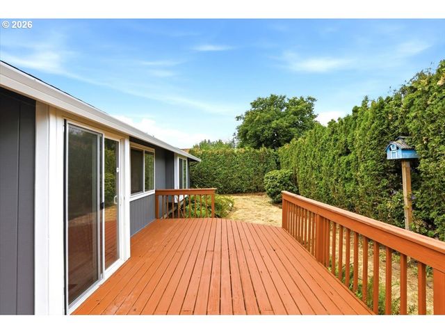 3885 Sw 8TH St, Gresham, OR 97030