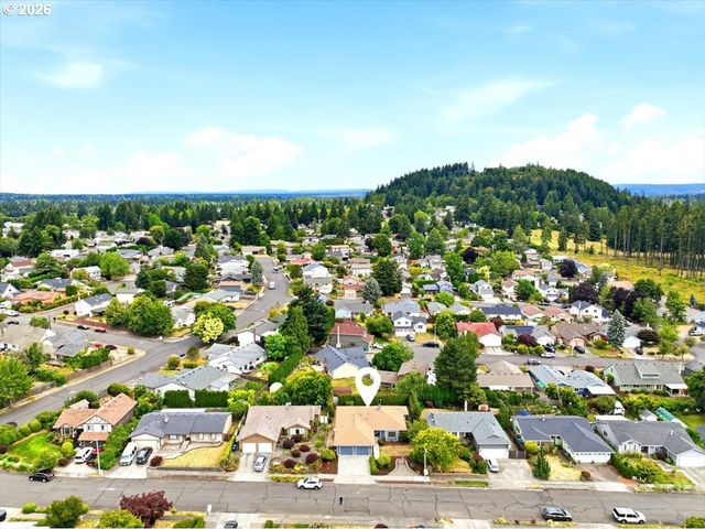 3885 Sw 8TH St, Gresham, OR 97030