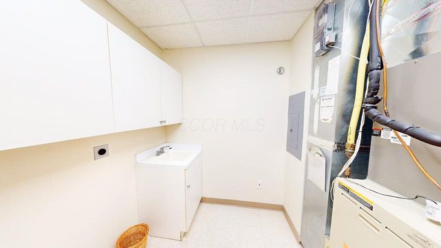 5745 Newbank Circle, 202 202, Dublin, OH 43017