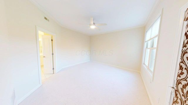 5745 Newbank Circle, 202 202, Dublin, OH 43017