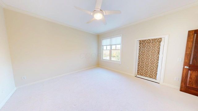 5745 Newbank Circle, 202 202, Dublin, OH 43017