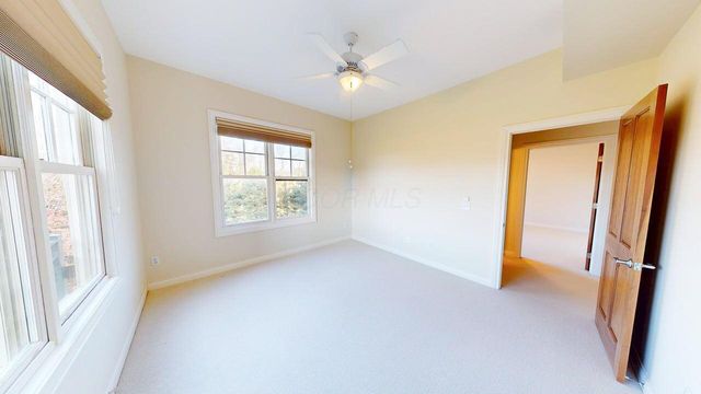 5745 Newbank Circle, 202 202, Dublin, OH 43017