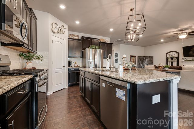 12448 Belmont Mansion Drive, Charlotte, NC 28273