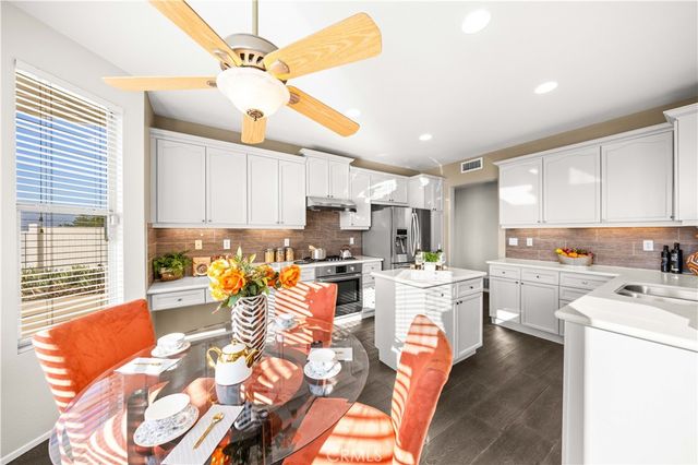 7 Hollyleaf, Aliso Viejo, CA 92656