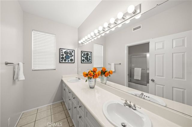 7 Hollyleaf, Aliso Viejo, CA 92656