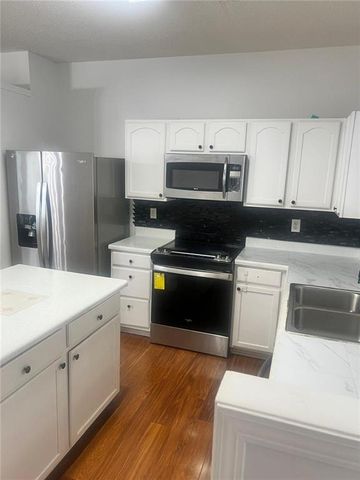 2804 Parkway Cove, Lithonia, GA 30058