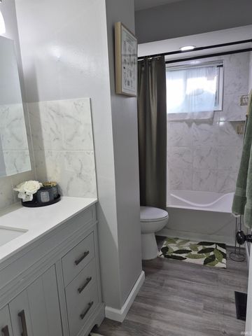 122 S Liberty Street, South Bend, IN 46619