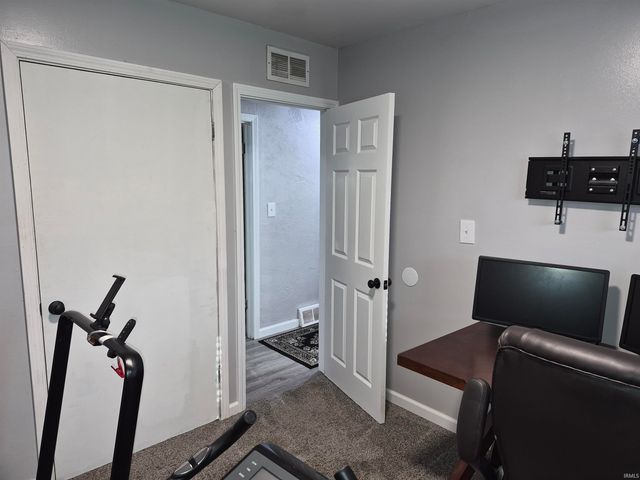 122 S Liberty Street, South Bend, IN 46619