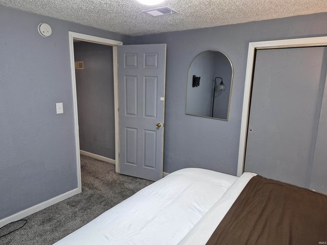 122 S Liberty Street, South Bend, IN 46619