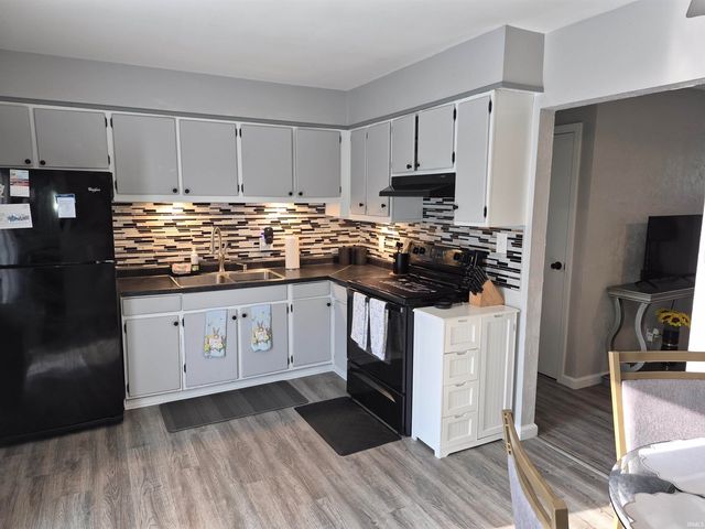 122 S Liberty Street, South Bend, IN 46619