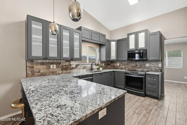 9696 E Paseo San Rosendo, Tucson, AZ 85747