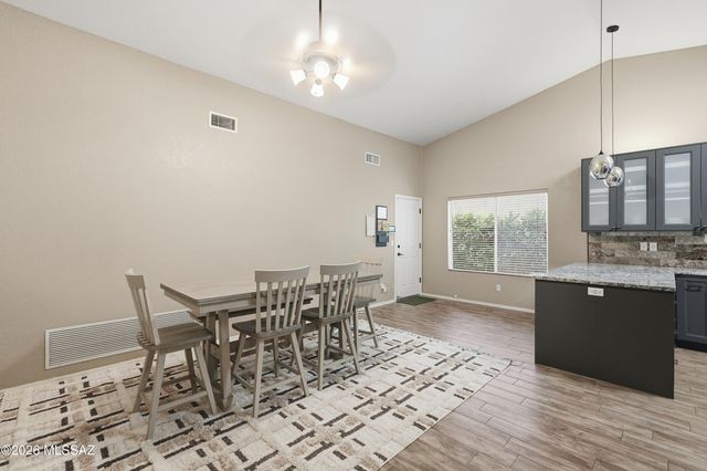 9696 E Paseo San Rosendo, Tucson, AZ 85747