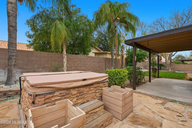 9696 E Paseo San Rosendo, Tucson, AZ 85747