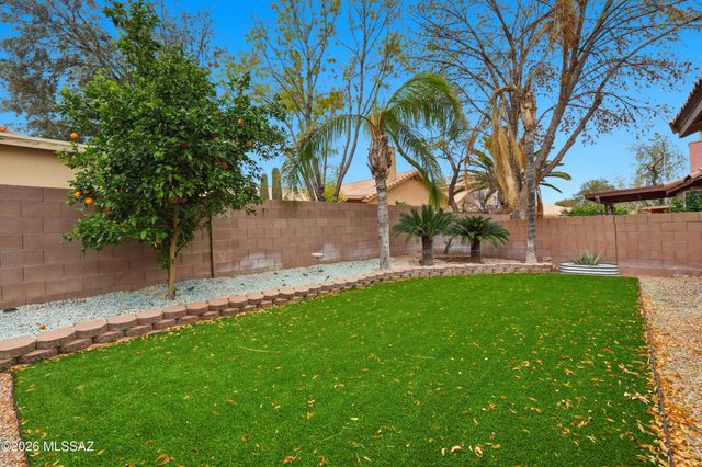 9696 E Paseo San Rosendo, Tucson, AZ 85747