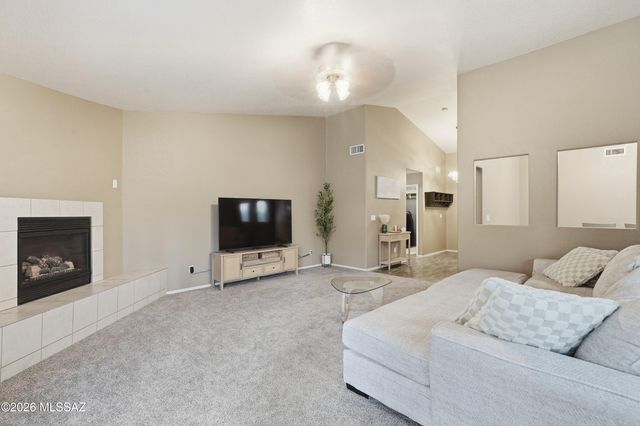 9696 E Paseo San Rosendo, Tucson, AZ 85747