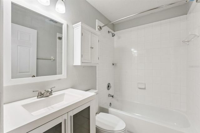 905 WOODSONG WAY, Clermont, FL 34714