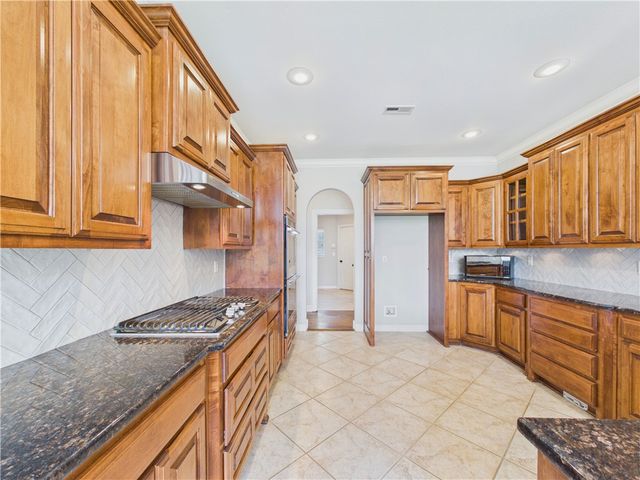 4424 W Collins Circle, Rogers, AR 72758