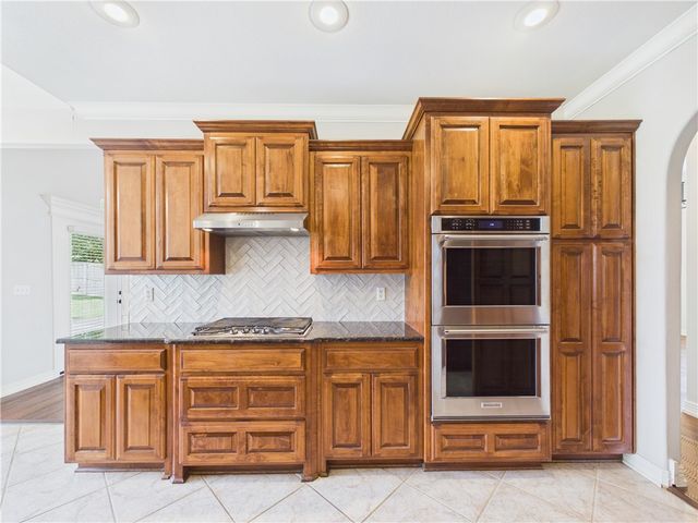 4424 W Collins Circle, Rogers, AR 72758