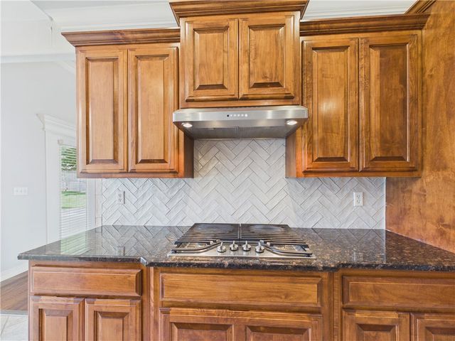 4424 W Collins Circle, Rogers, AR 72758