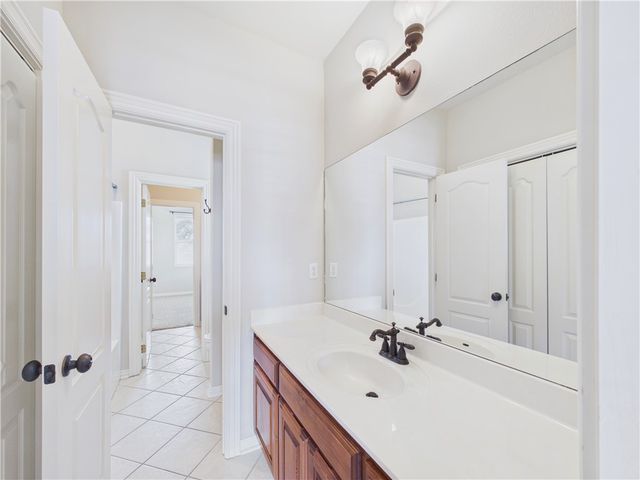 4424 W Collins Circle, Rogers, AR 72758