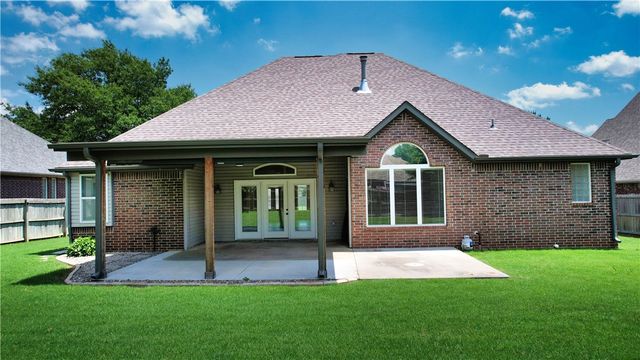 4424 W Collins Circle, Rogers, AR 72758