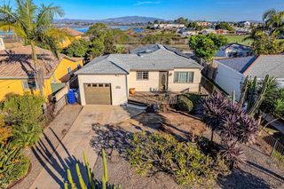 425 8th St, Imperial Beach, CA 91932