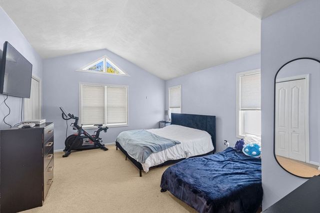 1810 Highland Ave. 22, Fall River, MA 02720