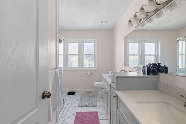 1810 Highland Ave. 22, Fall River, MA 02720