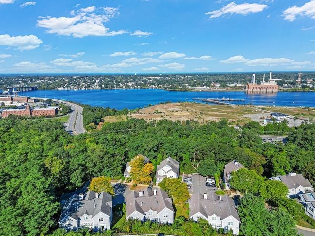 1810 Highland Ave. 22, Fall River, MA 02720