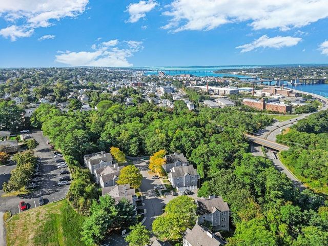 1810 Highland Ave. 22, Fall River, MA 02720