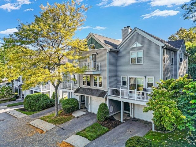 1810 Highland Ave. 22, Fall River, MA 02720