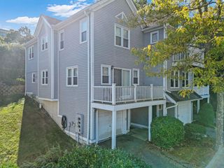 1810 Highland Ave. 22, Fall River, MA 02720