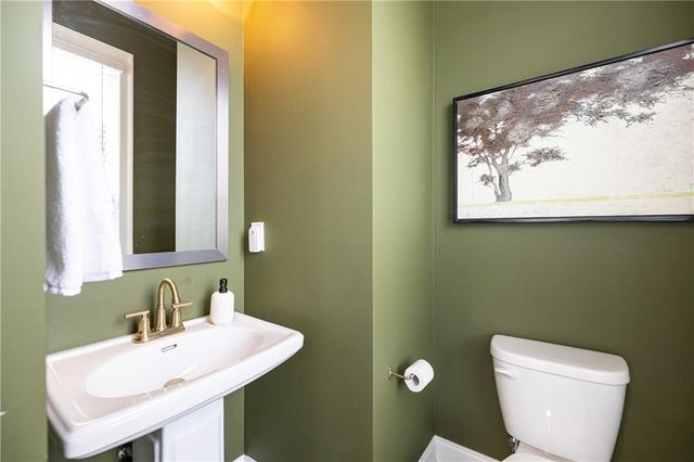 1815 La Dawn Lane NW, Atlanta, GA 30318