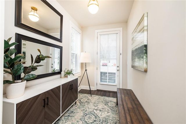 1815 La Dawn Lane NW, Atlanta, GA 30318