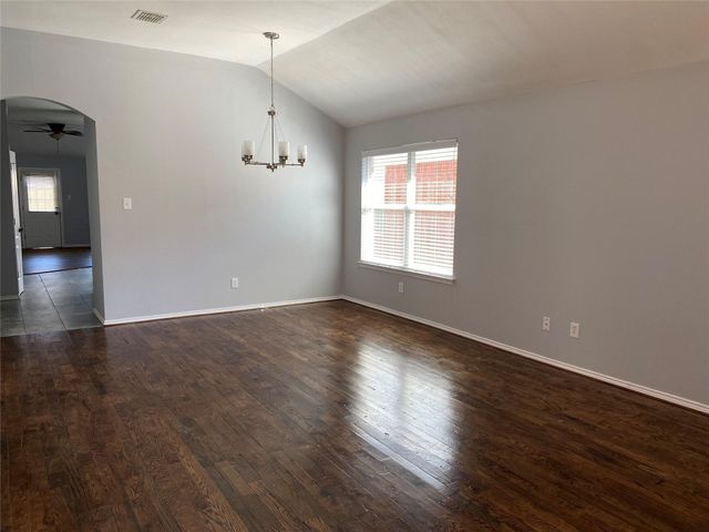 110 Creekview Drive, Wylie, TX 75098