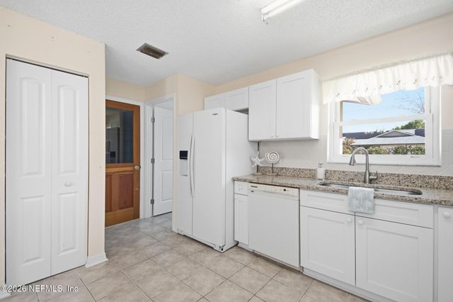 70 PERROTTI Lane, Palm Coast, FL 32164