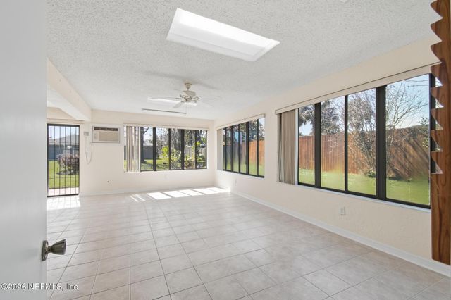 70 PERROTTI Lane, Palm Coast, FL 32164