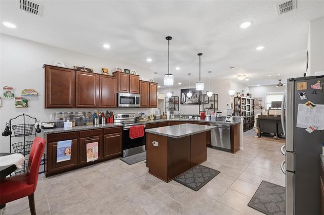 6611 PADEN WHEEL STREET, Zephyrhills, FL 33541