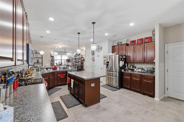 6611 PADEN WHEEL STREET, Zephyrhills, FL 33541